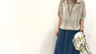 せっちゃん店長の《CALINER》の花柄シャツで楽ちんお出かけコーデ♪