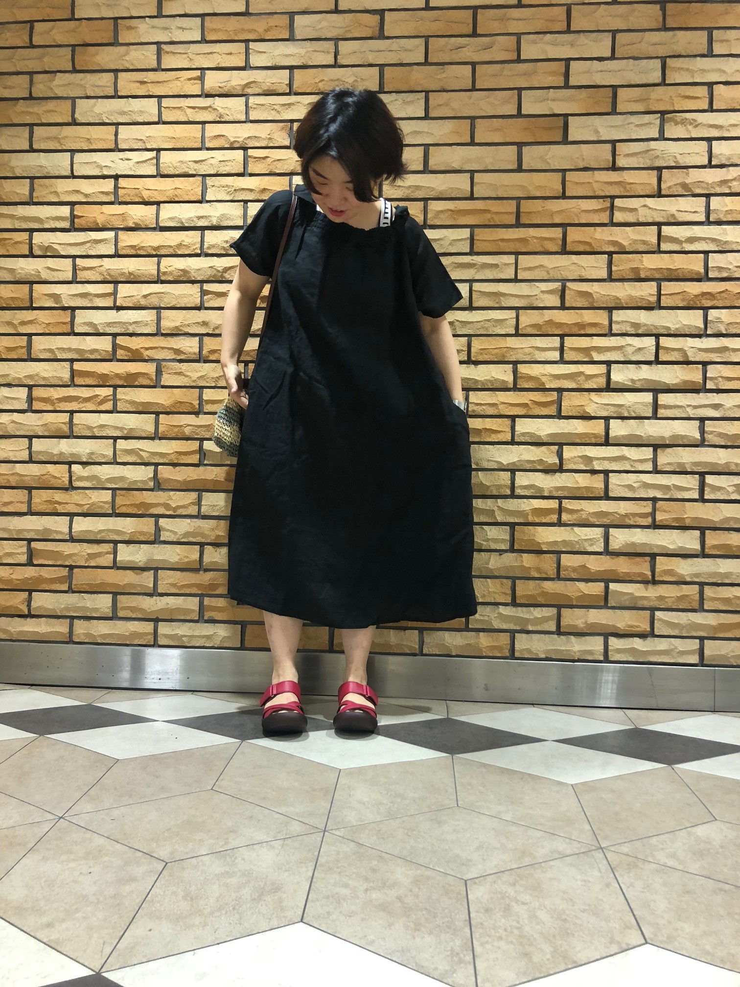 Sunvalley のリネンワンピースコーディネート バーニッシュカンパニーブログ