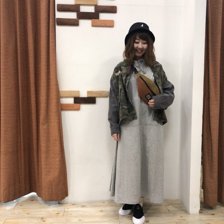 Cube Sugarのワンピース ノーカラージャケットを使ったカジュアルコーデ バーニッシュカンパニーブログ