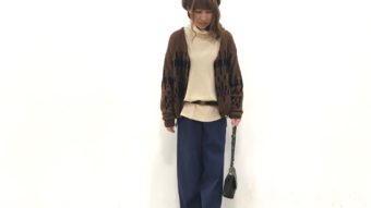 《ZAMPA》のジャガード柄カーディガンとトレンドのニットパンツで大人カラーコーデ♪