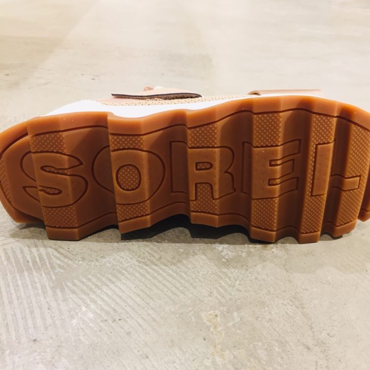キネティックスニーカー Smooth札幌ステラプレイス店 バーニッシュカンパニーブログ キネティックスニーカー Smooth札幌ステラプレイス店 バーニッシュカンパニーブログ
