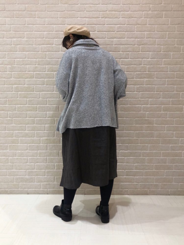 08mab 新作ワンピースでナチュラルコーデ バーニッシュカンパニーブログ