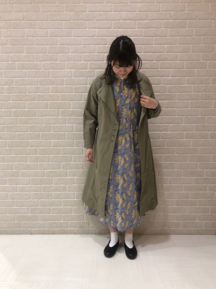 Caliner 柄物アイテムでナチュラル春コーデ バーニッシュカンパニーブログ