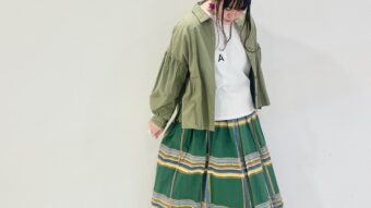 【新作大量入荷】《KAKELA》Tシャツ×ナチュラルアイテムでカジュアルMIXスタイル