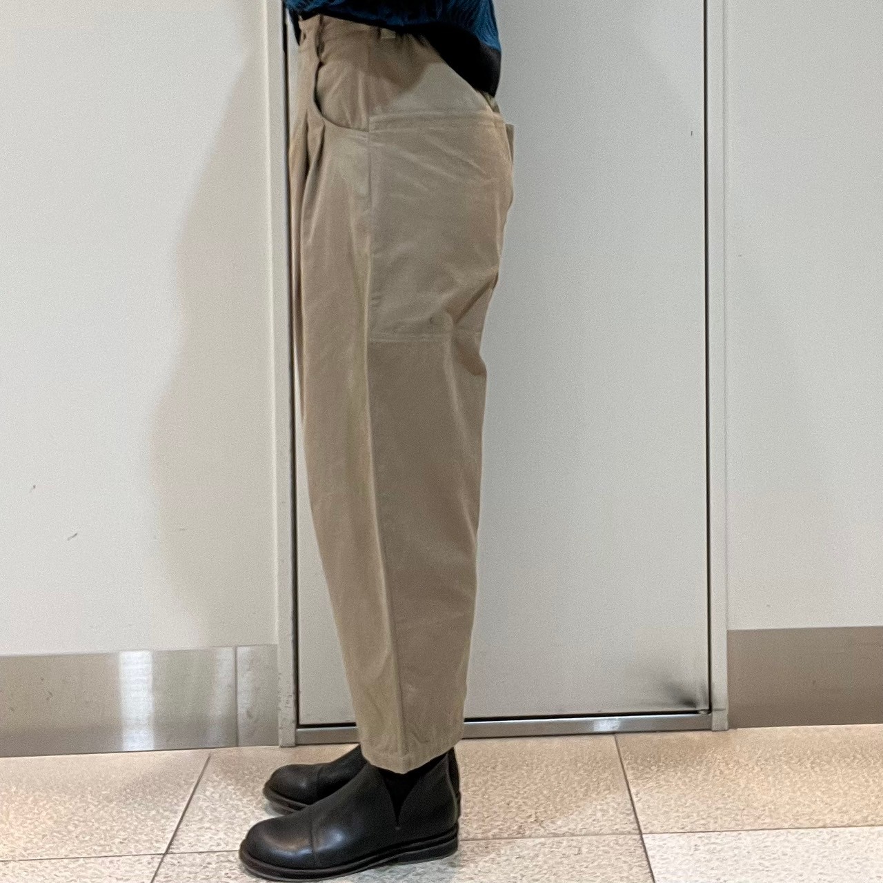9456A5EB-B7E5-430F-9E86-F0780B1ABFEF