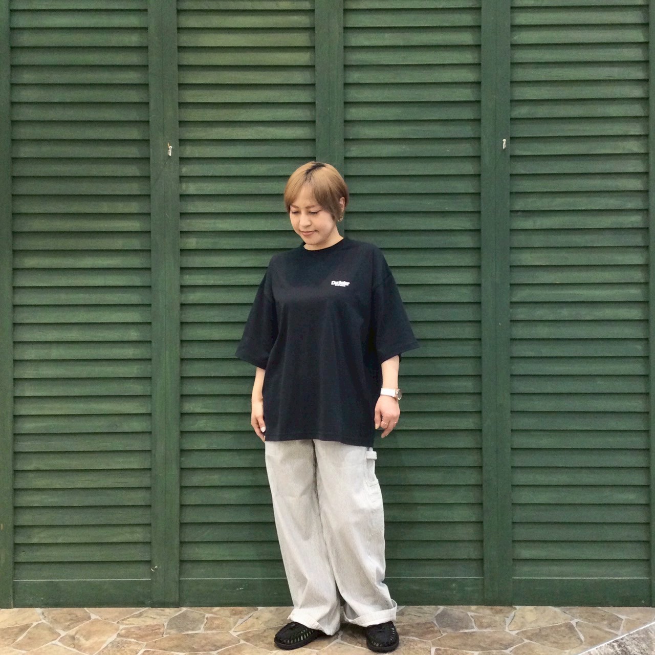 1000008328