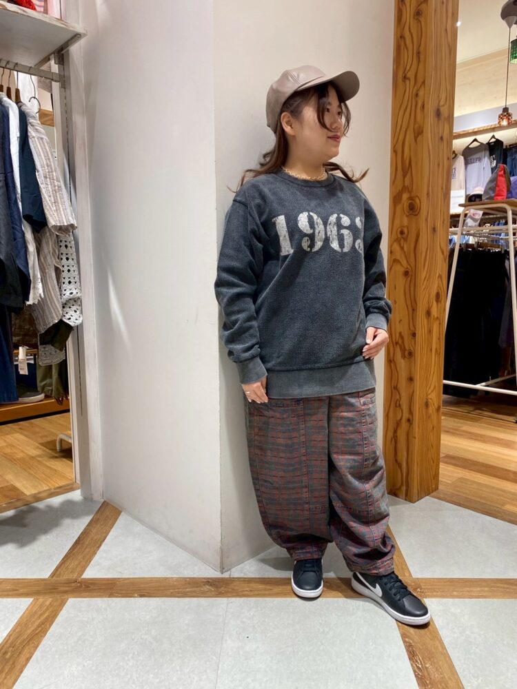 1758701558471