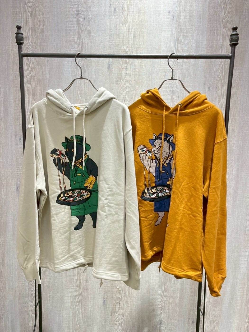 B8E859EC-82DB-42E7-863B-39822C4889E3