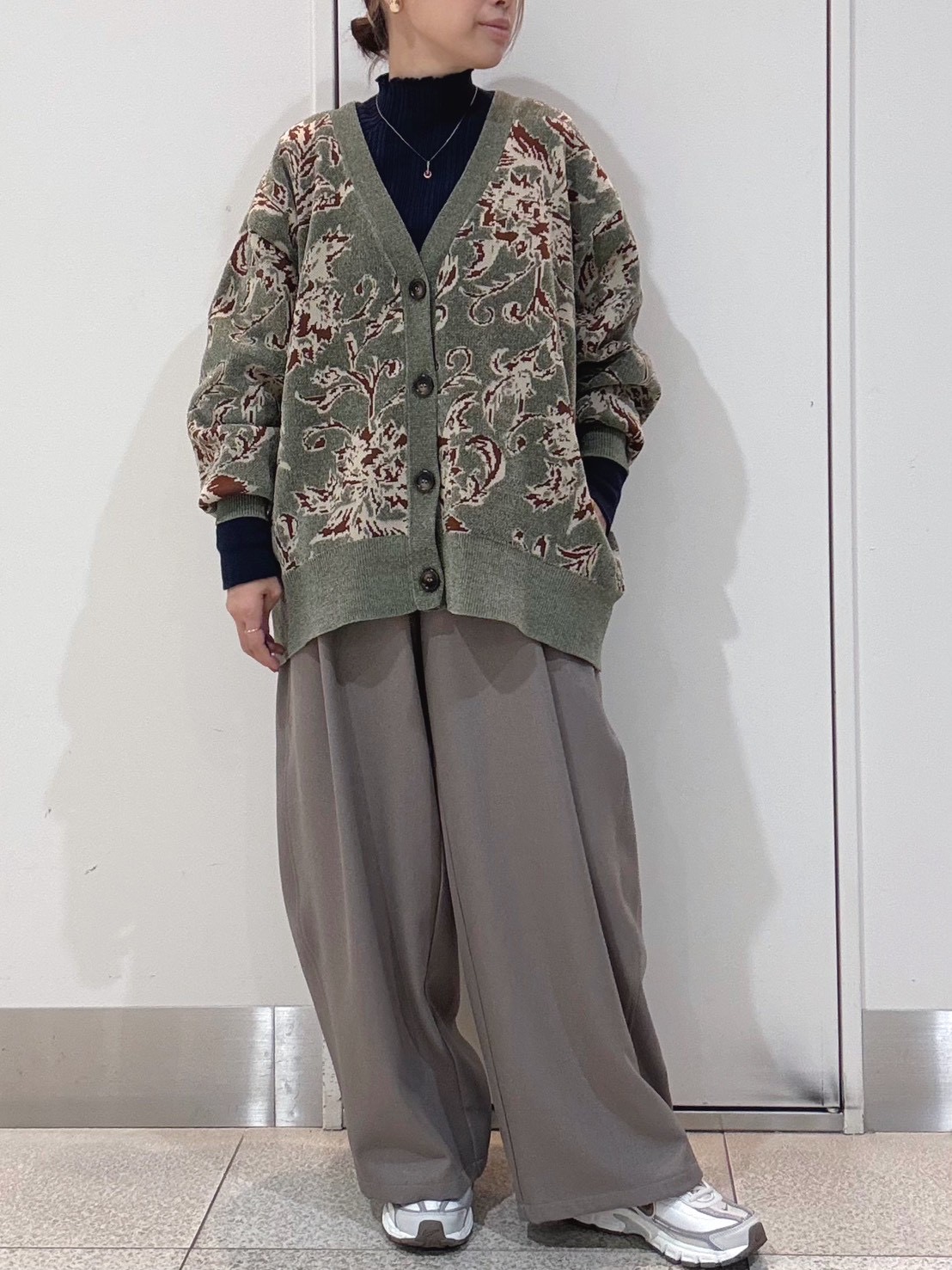 3E7154EF-0699-4D07-B5C8-045176BC3CD3