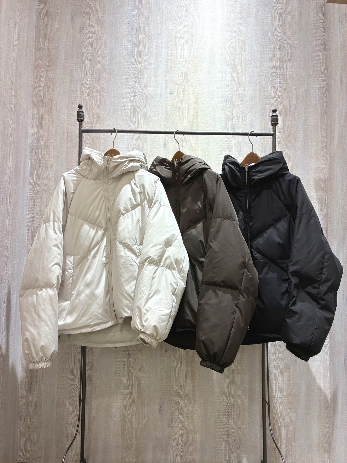 9E793862-5646-4E6A-B5A7-0676E4E01740