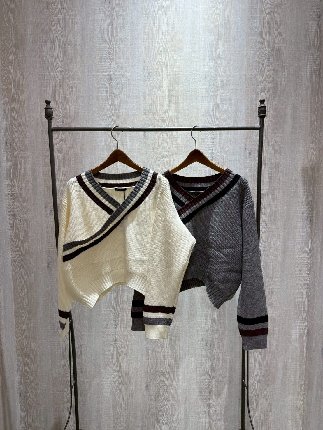 E7D30E1C-ACBC-44C8-B2B9-E8D68450BF15