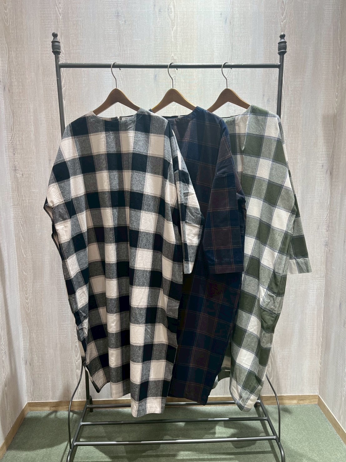 3477D4E3-4302-4090-B2ED-9EF0F89B943D