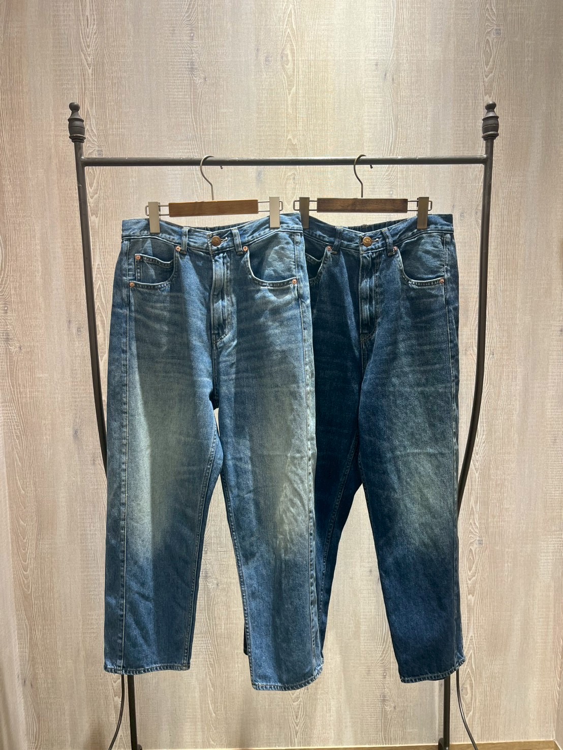 A684A29A-B202-4115-990E-F9AE6440F839