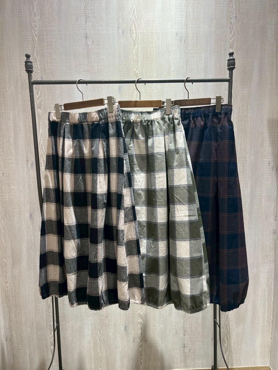 FBE0F043-C747-4D49-927F-D84F83894D5E