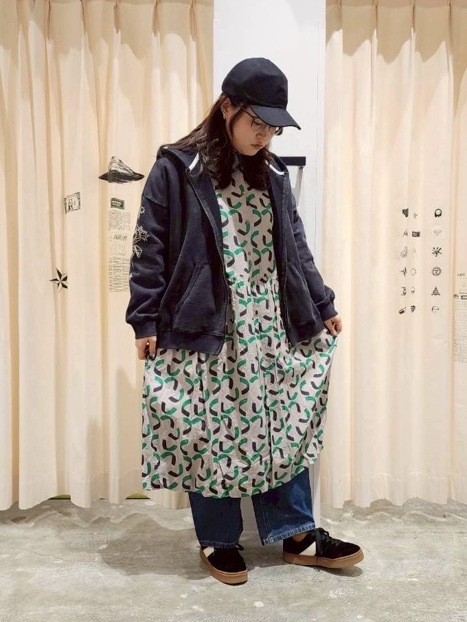 06D509F2-C0E1-48DE-A85F-C0029C3CAE27