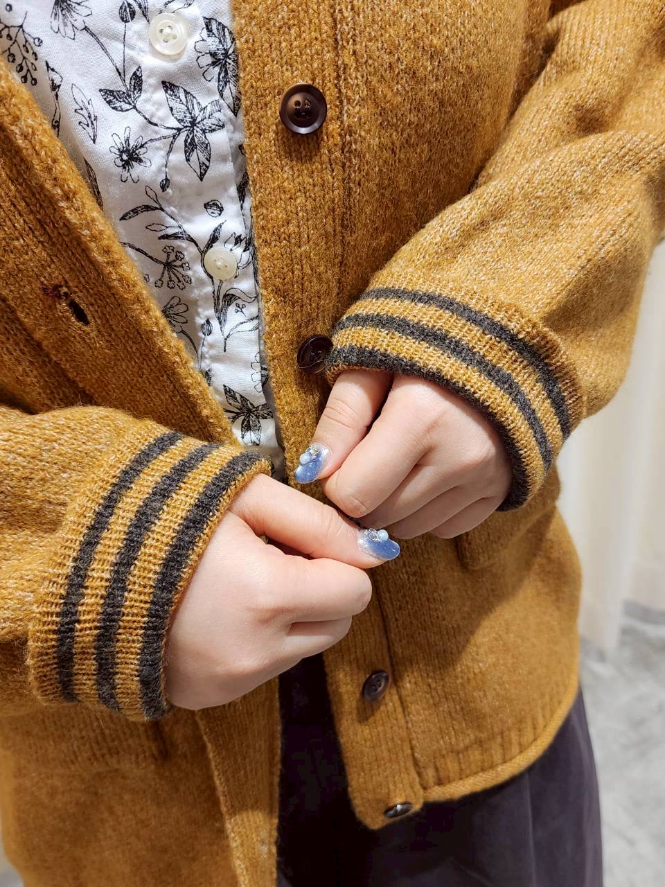 4B5B6E5B-5A14-4622-BBE2-E3D7DF7A647A