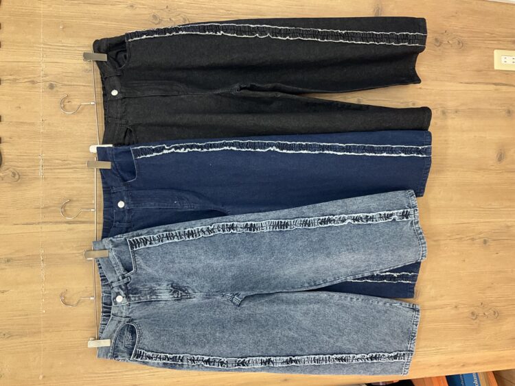 657402F7-9DF9-4248-BEA9-99B79DFAD010