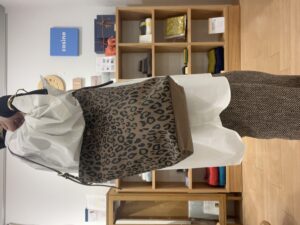 D31EF9E2-6927-453B-8470-5CFE343783ED