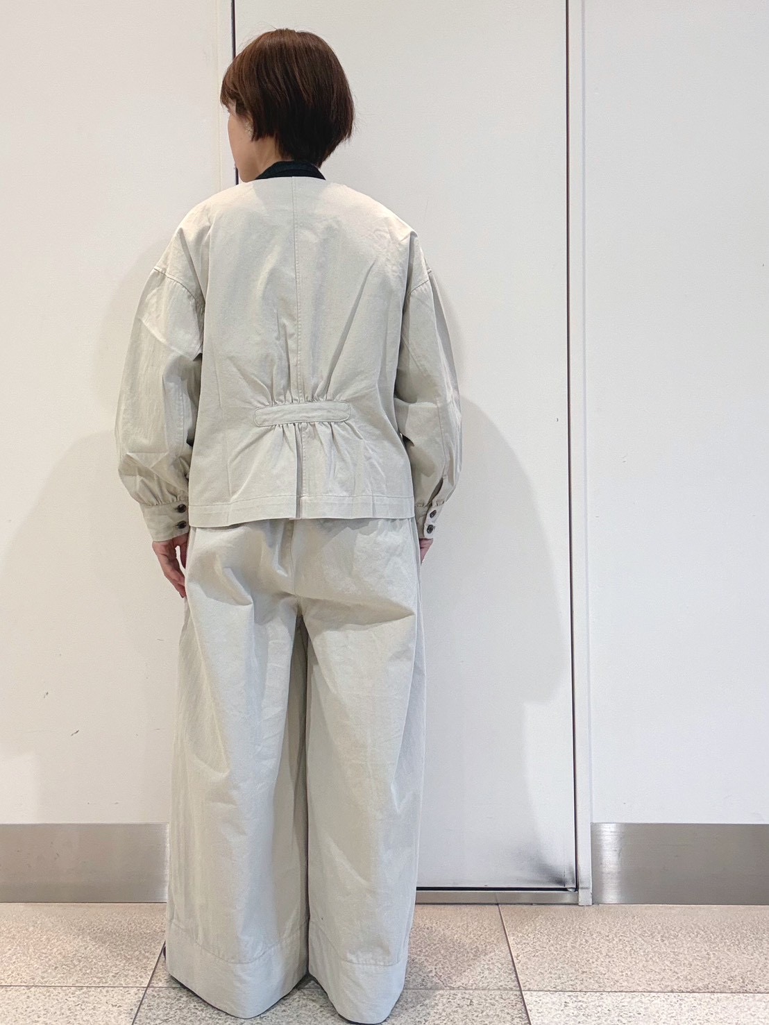 566F5BFC-9AD8-4B28-999F-6624318ABF4C