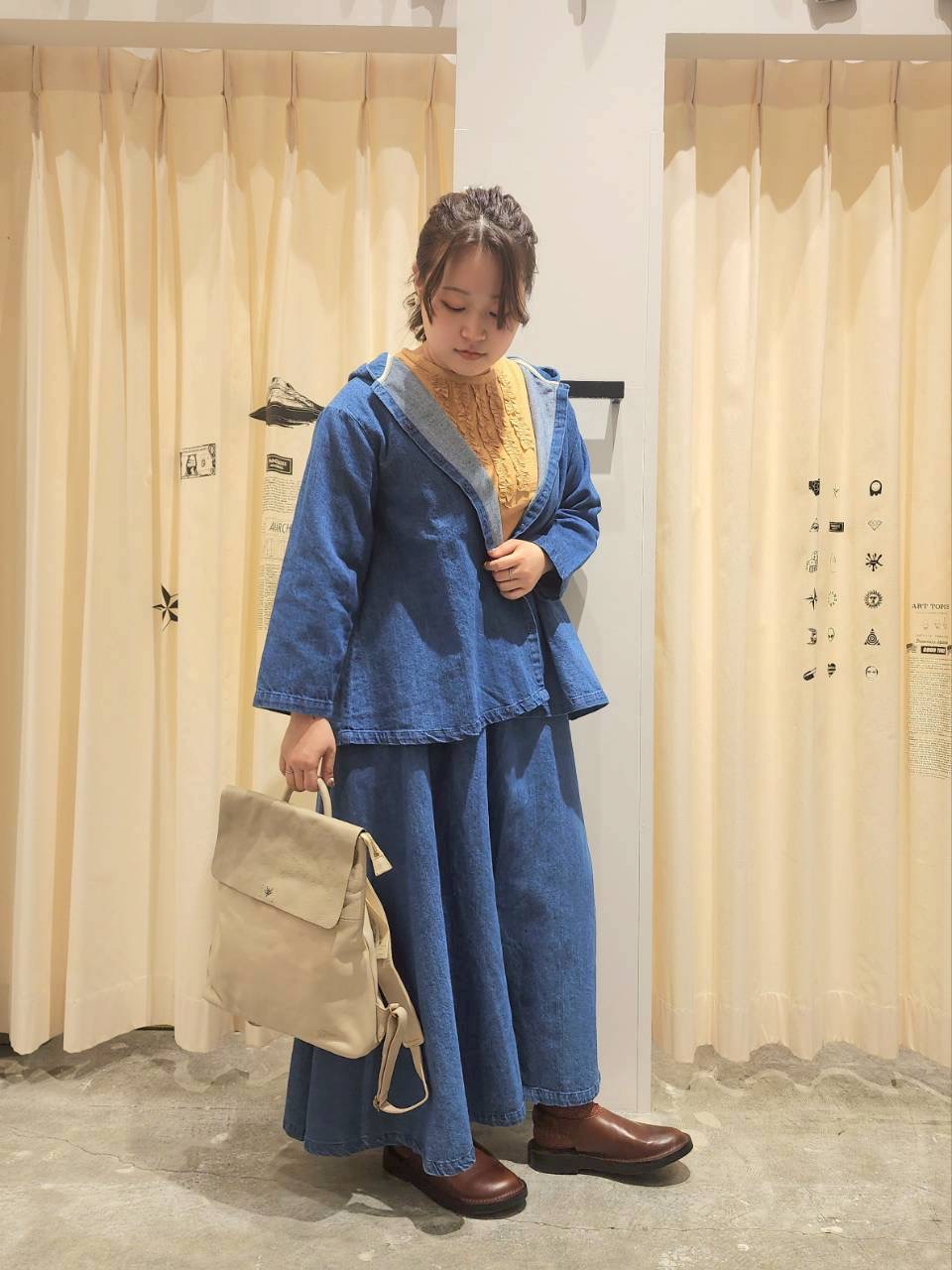 DC0F1213-0A01-4354-B126-15E6A4F34E9F