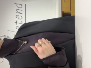 4E4313C0-210C-4D67-B44C-E0946D0CCC61