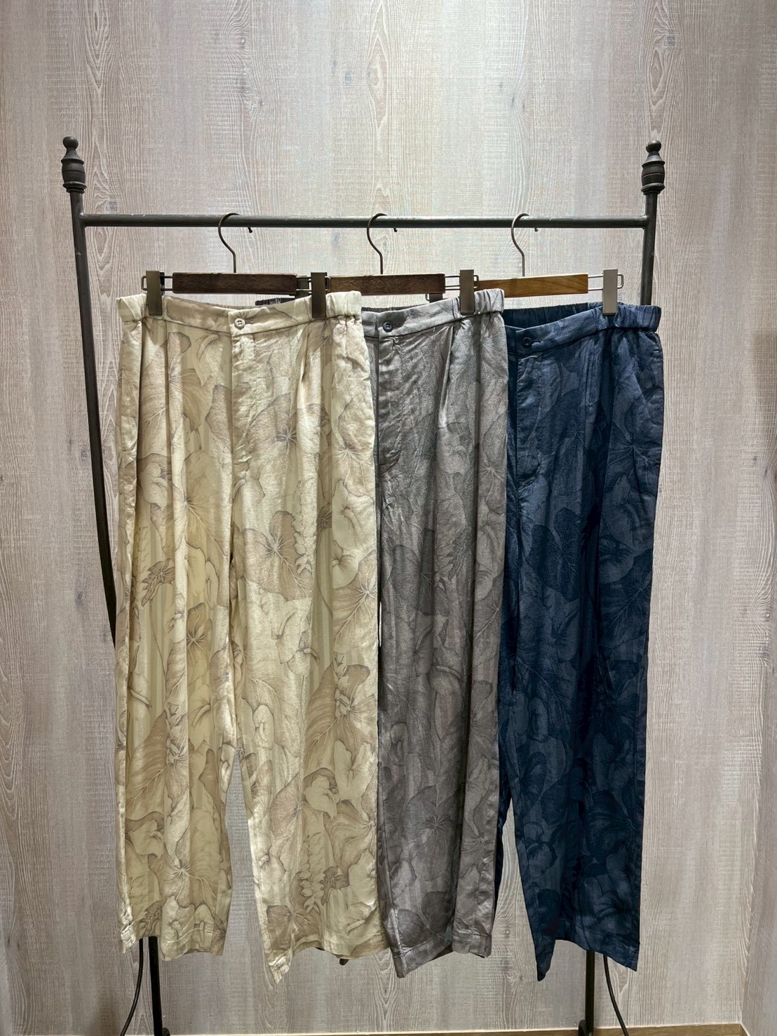 E3FEE7A1-EDB3-4E8D-B60C-AE4D8703A77D