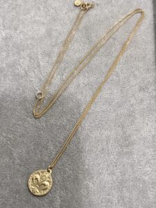 4F399977-F319-42BB-82A1-CAFA0376F421