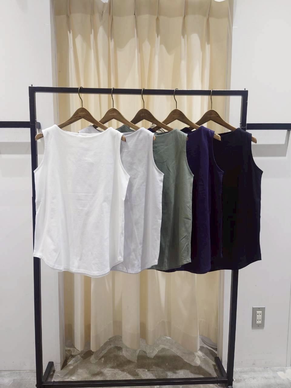 99741C22-F755-4859-A31E-997E39D9CAA1