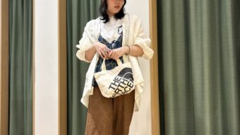 春から夏へ、グラデーションコーデ