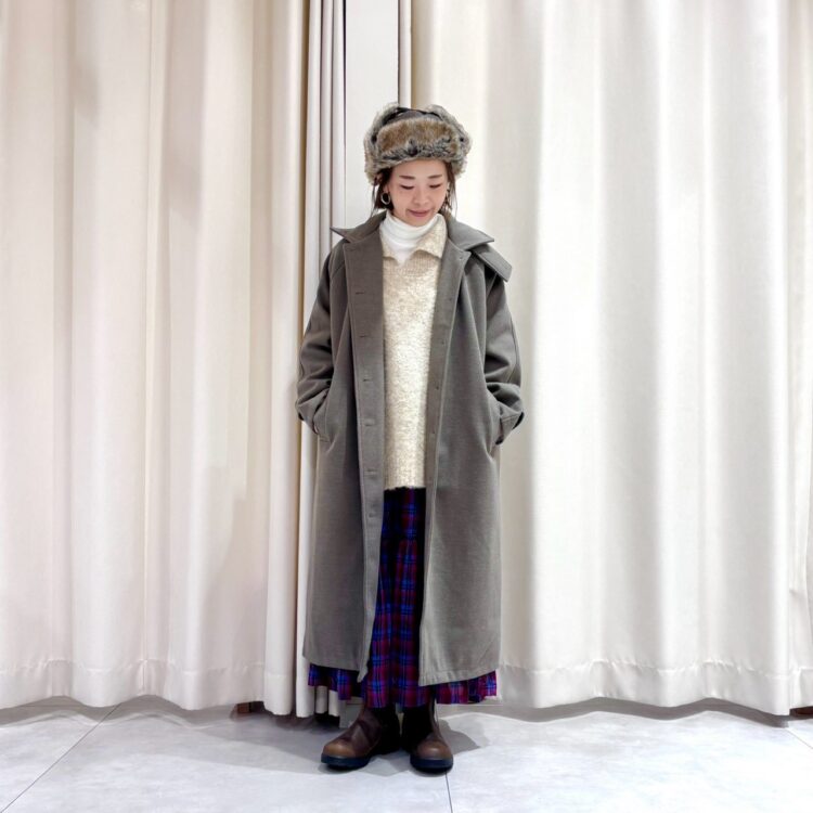 ロングコートでナチュラルコーデ🧶