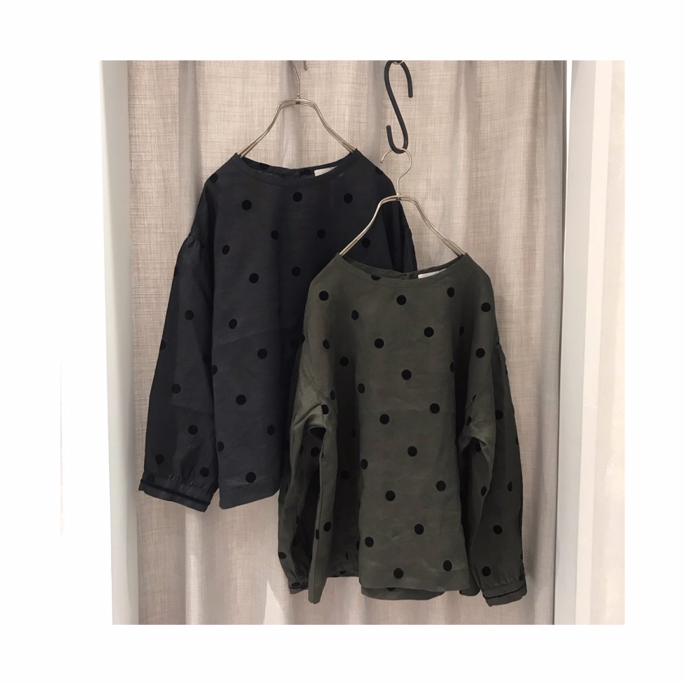 Tukuroi ツクロイ ドット柄が大人可愛い ラミー素材のトップス パンツ Tukuroi ツクロイ ドット柄が大人可愛い ラミー素材のトップス パンツ